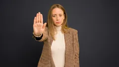 För att bli lycklig behöver du kunna hävda dina personliga gränser. Hur lär man sig att säga ”nej”?