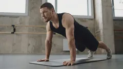 Om du kan göra så här många armhävningar i din ålder är du i bra form